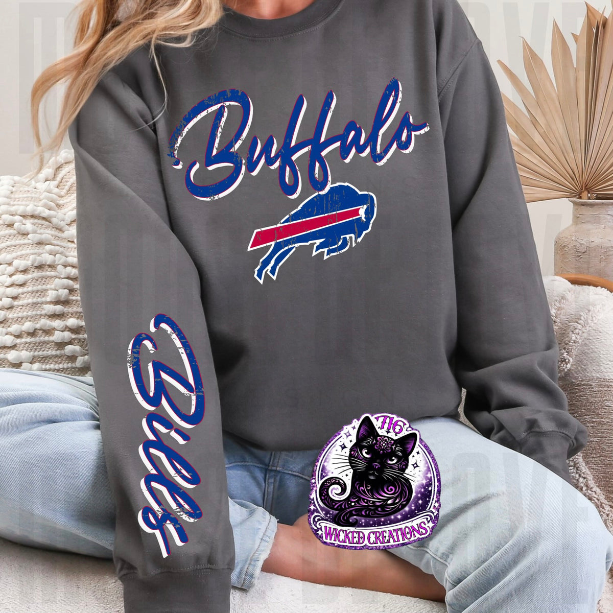 Buffalo Varsity Signature with Sleeve